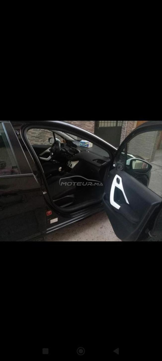 Peugeot 208 Diesel Manuelle 2017 à Rabat