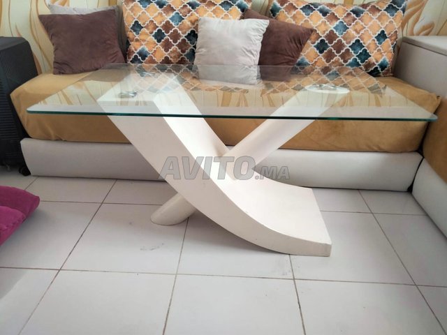 JE VENS   TABLES DE LUXE /MIROIRE MURAL/VEILLEUSE 