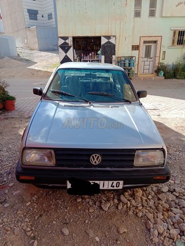 سيارة جيطا للبيع في حالة جيدة 