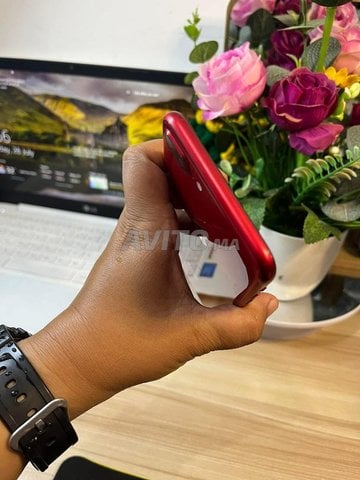 iphone 8plus 256 gb 88 de letat 🔋 officiel 