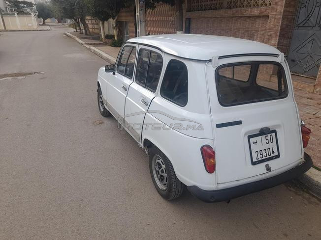 Renault R4 Essence Manuelle 1983 à Sidi Slimane