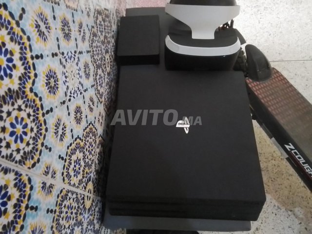 PlayStation 4 pro 4k avec casque vr 