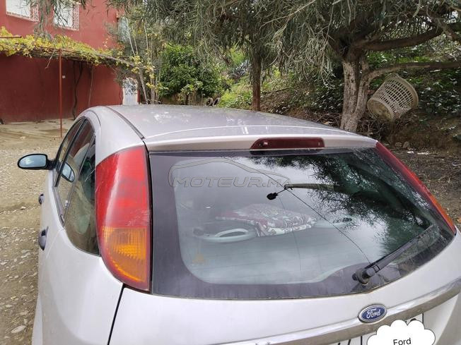 ford focus mk1 ghia 2001