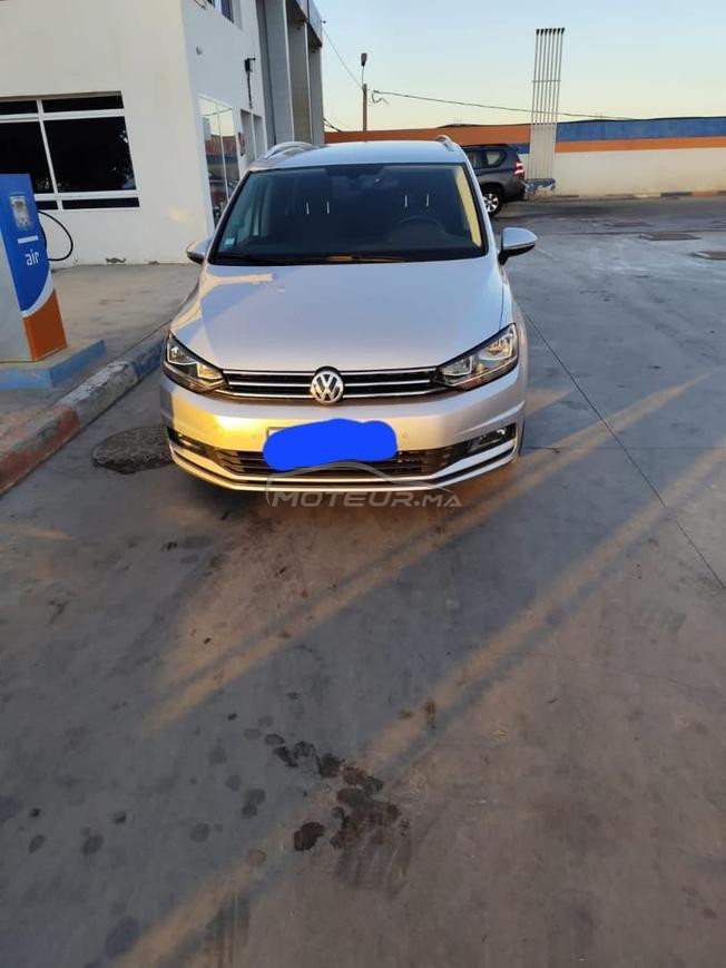 Volkswagen Touran Diesel Manuelle 2016 à Oujda