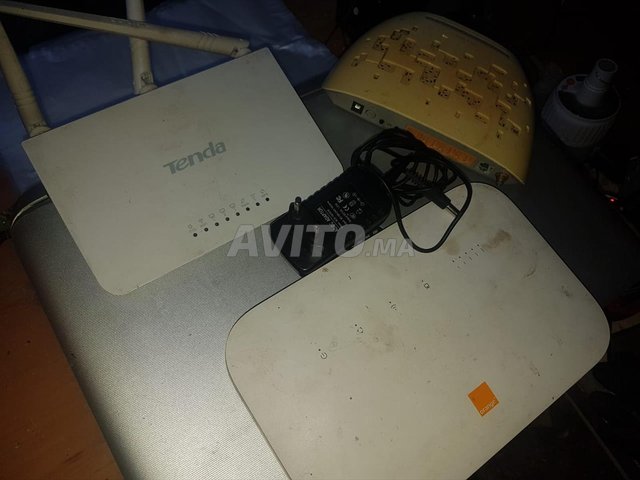 Point d'acces a vendre et 2 routeur 