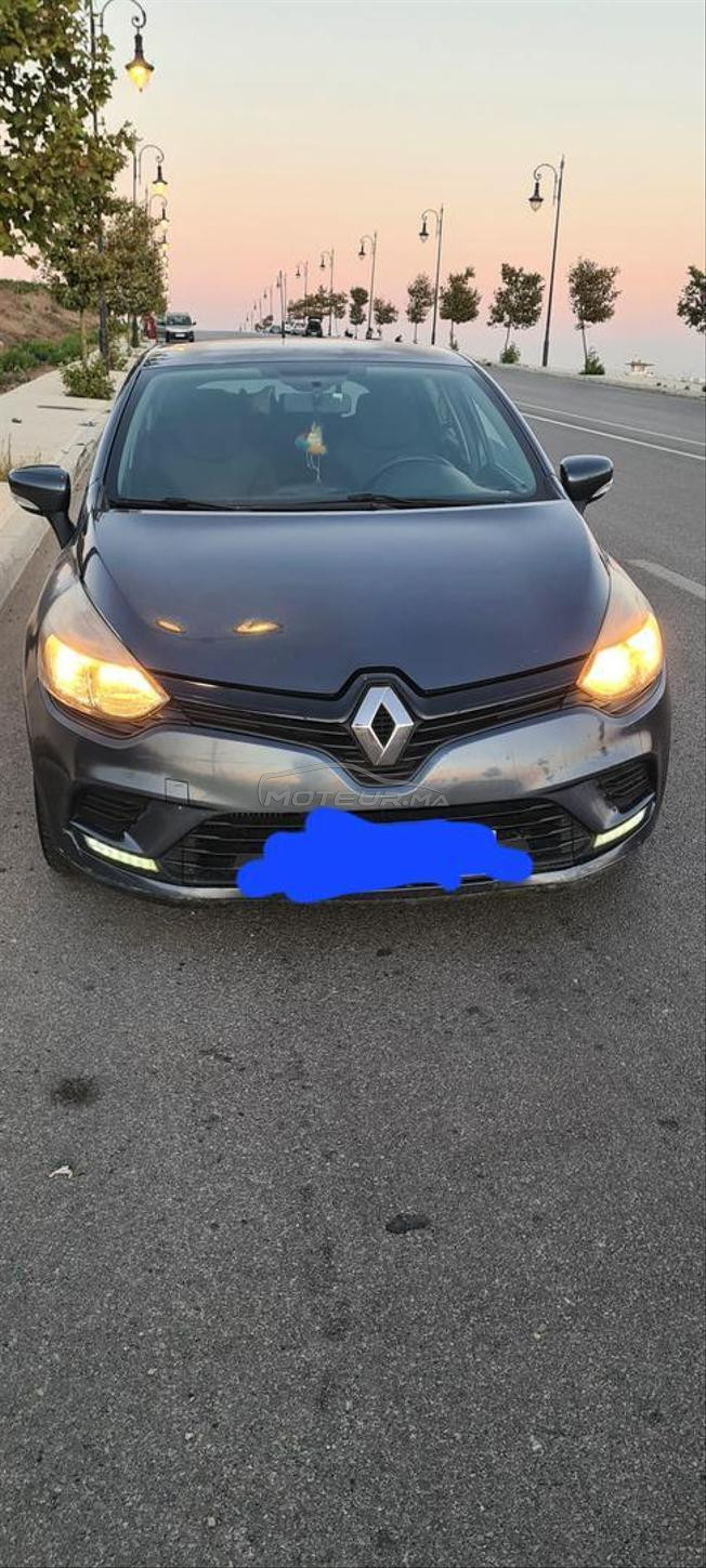 Renault Clio Diesel Manuelle 2017 à Tanger