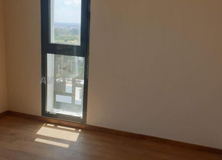 Appartement 3 ch vide à louer à cfc 