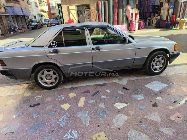 ميرسدس بنز 190