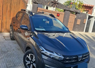 sandero stypwai très bon état 