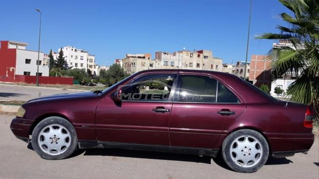 Mercedes-Benz 250 Diesel Manuelle 1993 à Meknès