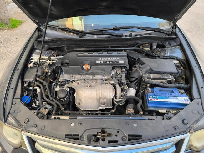 Honda accord modèle 2009