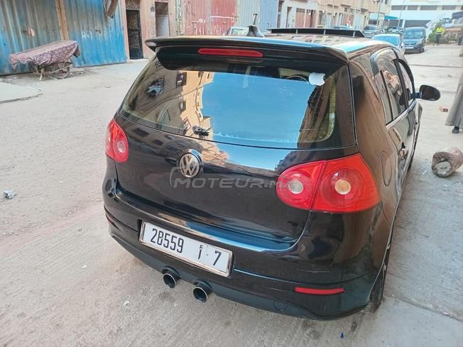  golf 5 modèle 2005 très bonne état 