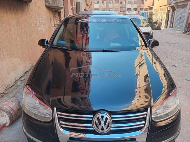  golf 5 modèle 2005 très bonne état 