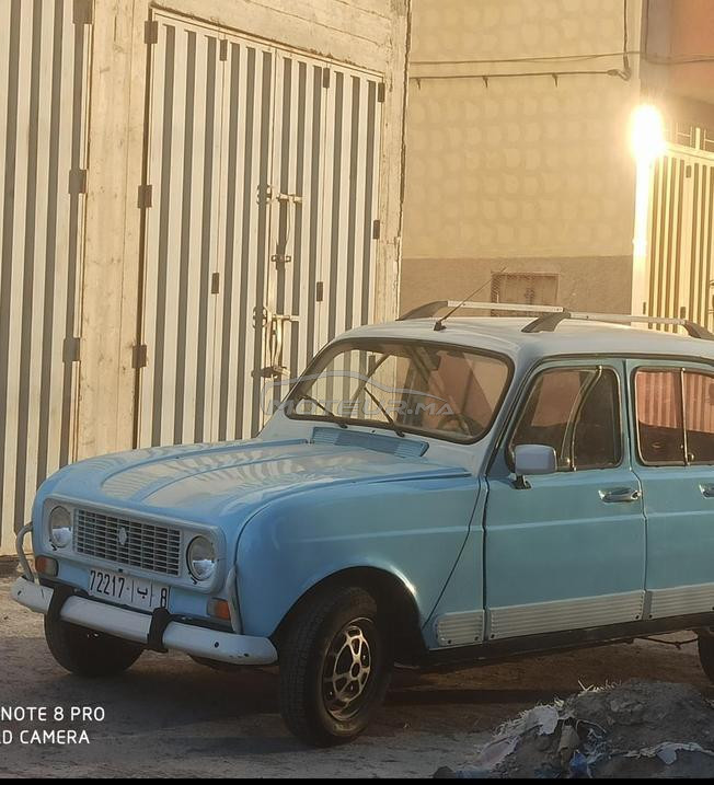 Renault R4 Essence Manuelle 1989 à Agadir