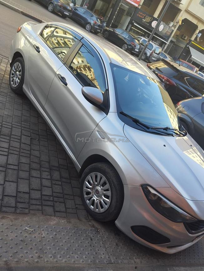 Fiat Tipo model 2019 très bon état 5ch diesel 