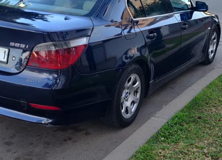 BMW série 5 525i essence