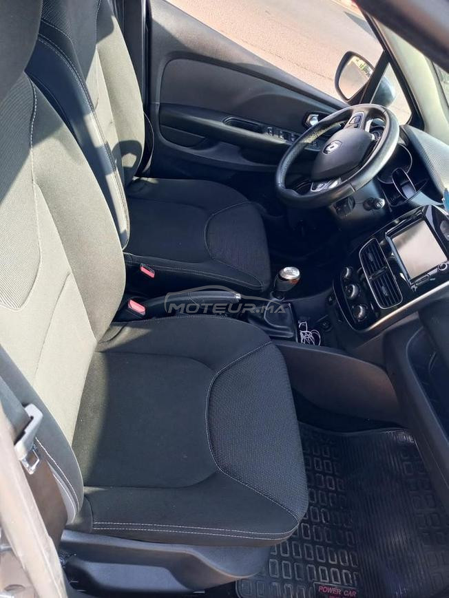 Renault Clio Diesel Manuelle 2017 à Agadir