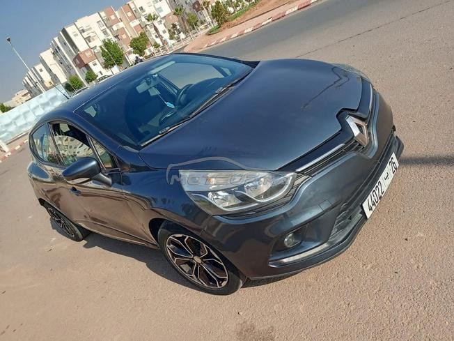 Renault Clio Diesel Manuelle 2017 à Agadir