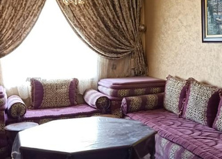 شقة رائعة وممتازة بفرشها للكراء