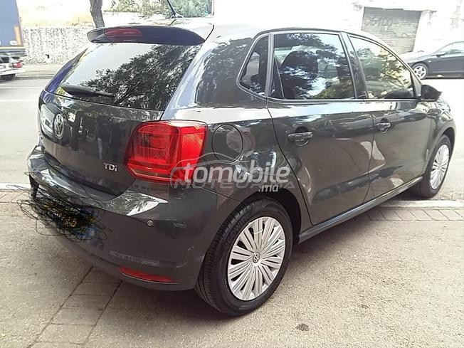 Volkswagen Polo 2016 EssenceManuelle  à Casablanca