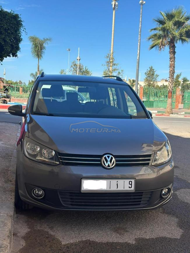 Volkswagen Touran Diesel Manuelle 2012 Ded 2017