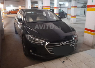 hyundai elantra 2017 avec un prix negociable