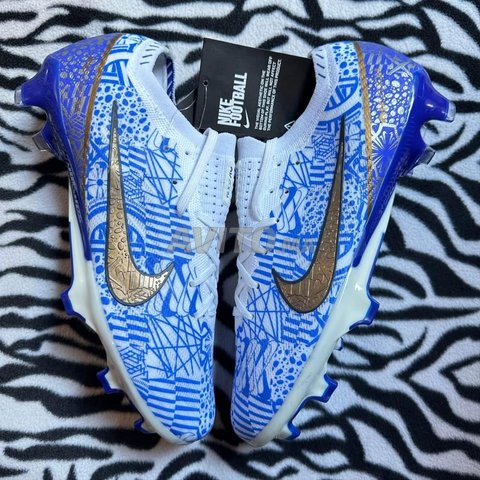 باقي حبة وحدة NIKE Aire Zoom mercuriale جدية 