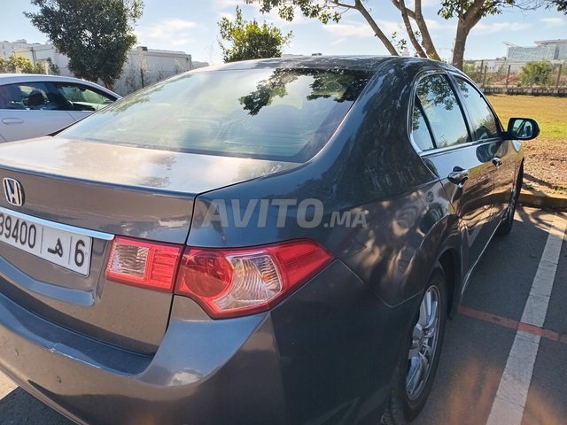 honda accord automatique en très bon état