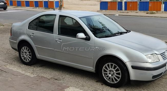 VOLKSWAGEN BORA