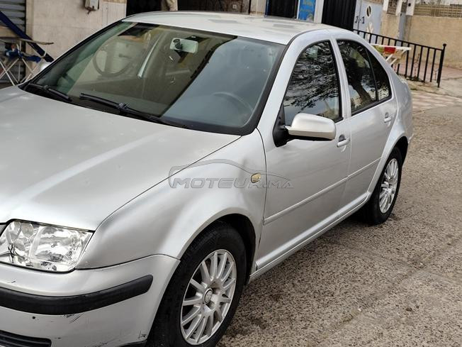 VOLKSWAGEN BORA