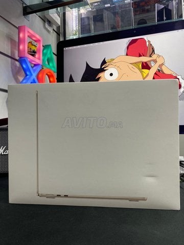 MacBook Air m3 16/512 