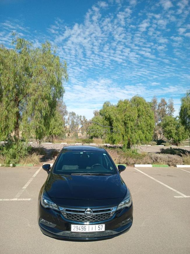 Opel Astra Diesel Automatique 2019 à Khouribga