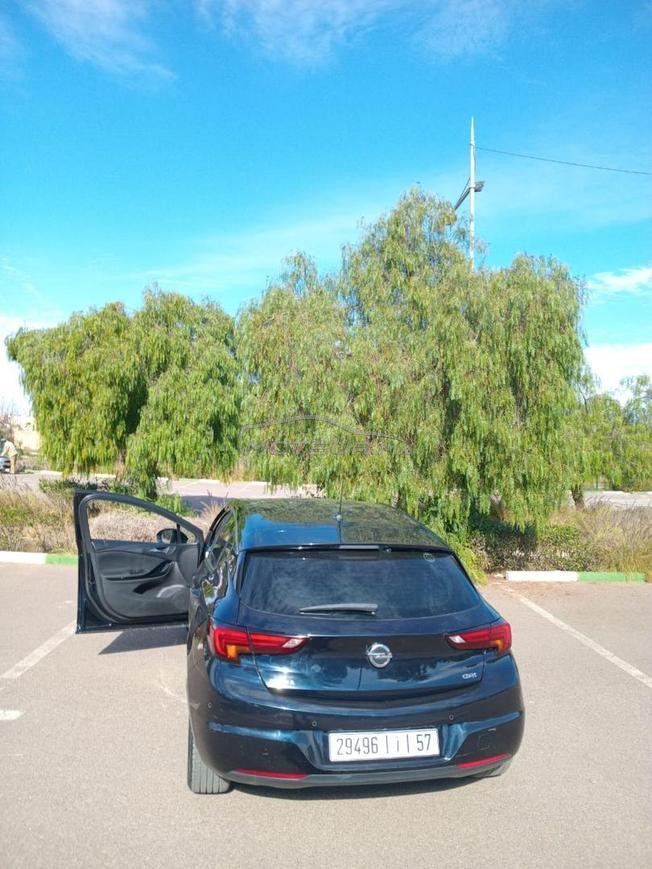 Opel Astra Diesel Automatique 2019 à Khouribga