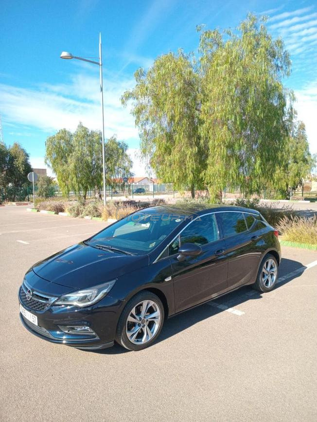 Opel Astra Diesel Automatique 2019 à Khouribga