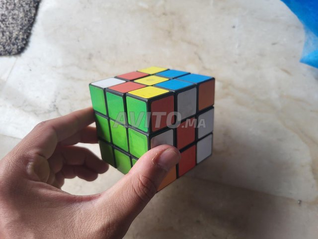 RUBIK'S CUBE 3X3 - Jeu Casse-Tête - cube Magique 