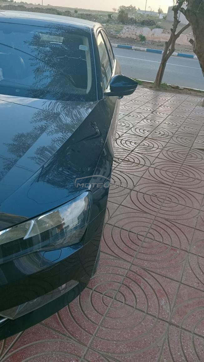 SKODA SUPERB 2017 Très bon état visible à Safi