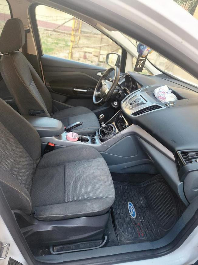 ford  très bon état 