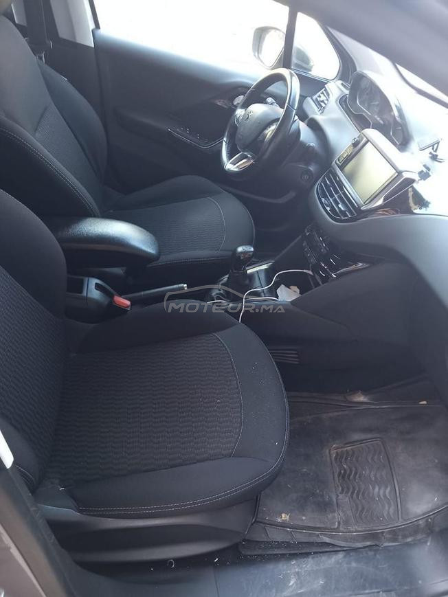 Peugeot 208 Diesel Manuelle 2019 à Salé