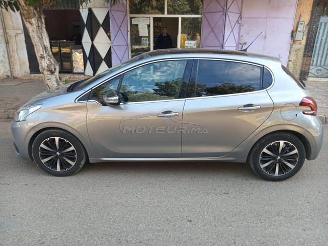 Peugeot 208 Diesel Manuelle 2019 à Salé