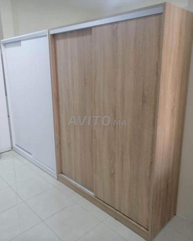 خزانة منزلقة جديدة