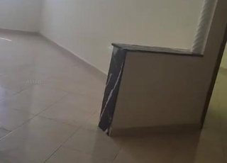 شقة للبيع بواجهة شرقية ، وسط جرف الملحة 