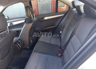 Mercedes-benz C220 blueefficiency (w204) 