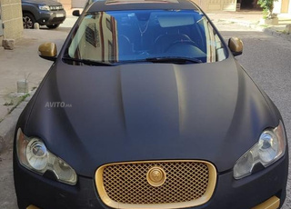 سيارة جاگوار للبيع