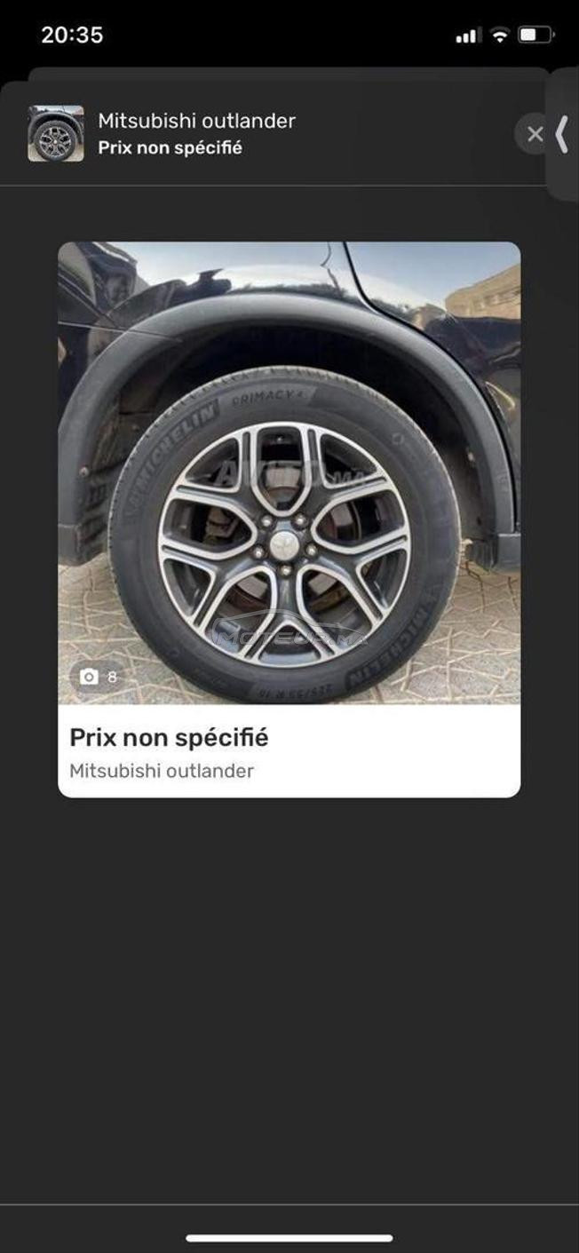avandre du véhicule  mutsuhbuchi 