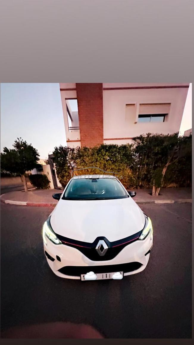 clio  5 intense