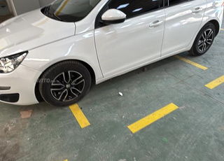 Peugeot 308 Diesel Manuelle 2017 à Rabat