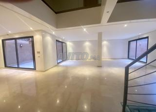 Duplex grandiose et luxueux au sein de l’hivernage