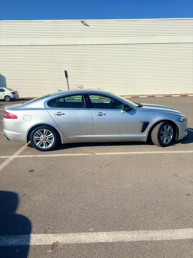jaguar xf model 2016