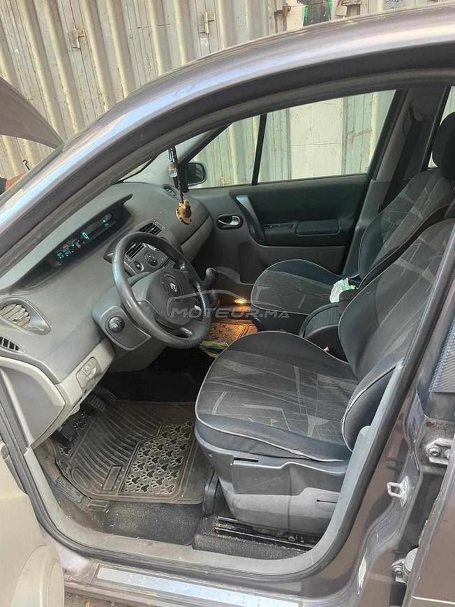 Renault Scenic Model 2004 à Casablanca