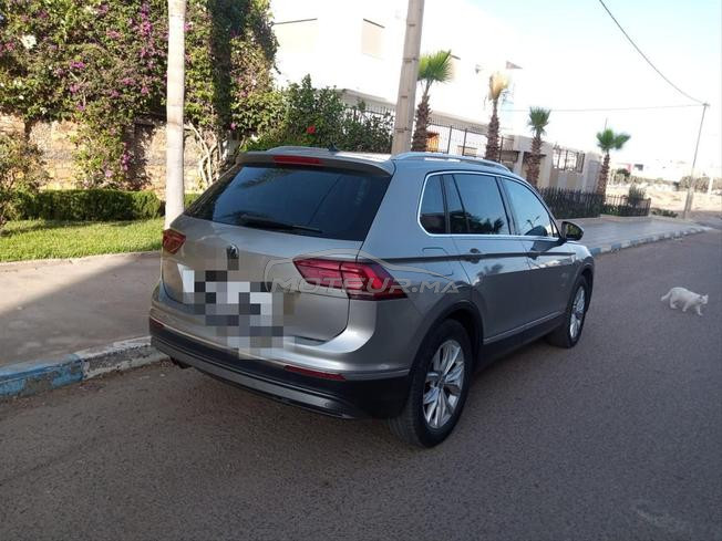 سيارة فاخرة